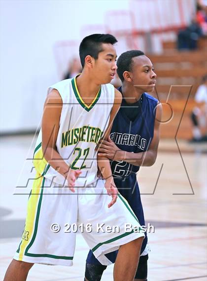 Thumbnail 2 in Camarillo vs. Moorpark photogallery.
