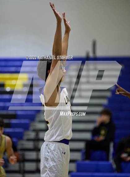 Thumbnail 1 in Vallivue vs. Western Christian (The Classic @ Damien) photogallery.