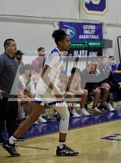 Thumbnail 2 in Vallivue vs. Western Christian (The Classic @ Damien) photogallery.
