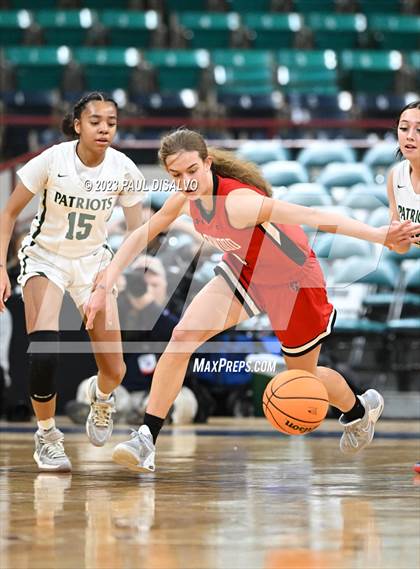 Thumbnail 2 in Glenwood Springs vs. George Washington (CHSAA 5A Great 8) photogallery.