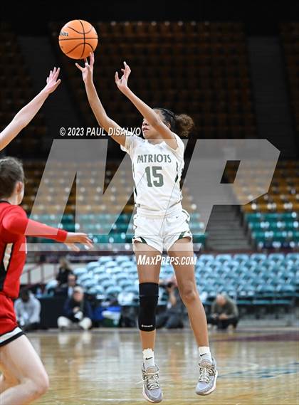 Thumbnail 2 in Glenwood Springs vs. George Washington (CHSAA 5A Great 8) photogallery.
