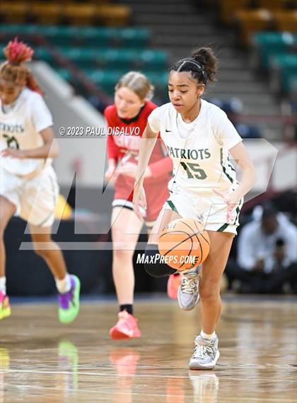 Thumbnail 2 in Glenwood Springs vs. George Washington (CHSAA 5A Great 8) photogallery.