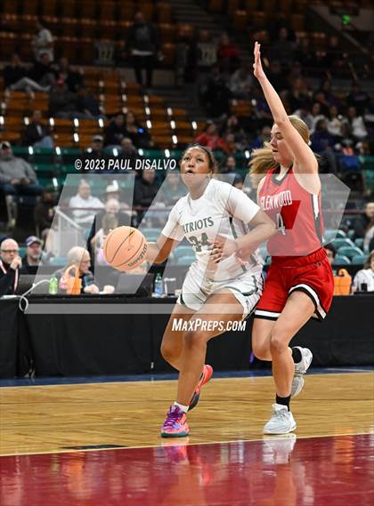 Thumbnail 3 in Glenwood Springs vs. George Washington (CHSAA 5A Great 8) photogallery.