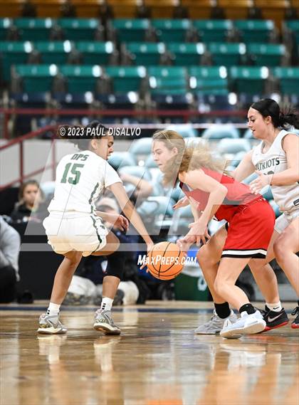 Thumbnail 2 in Glenwood Springs vs. George Washington (CHSAA 5A Great 8) photogallery.