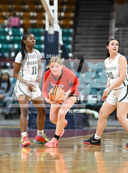 Thumbnail 3 in Glenwood Springs vs. George Washington (CHSAA 5A Great 8) photogallery.
