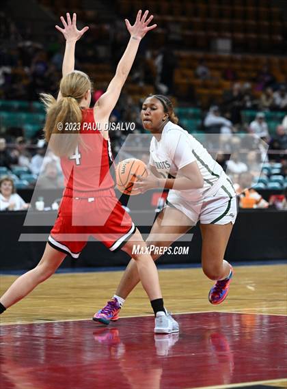 Thumbnail 1 in Glenwood Springs vs. George Washington (CHSAA 5A Great 8) photogallery.