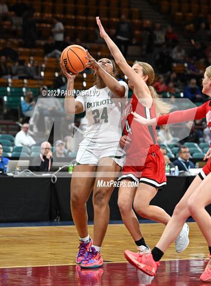 Thumbnail 1 in Glenwood Springs vs. George Washington (CHSAA 5A Great 8) photogallery.