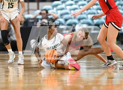 Thumbnail 2 in Glenwood Springs vs. George Washington (CHSAA 5A Great 8) photogallery.