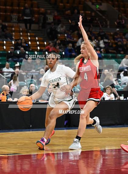 Thumbnail 2 in Glenwood Springs vs. George Washington (CHSAA 5A Great 8) photogallery.
