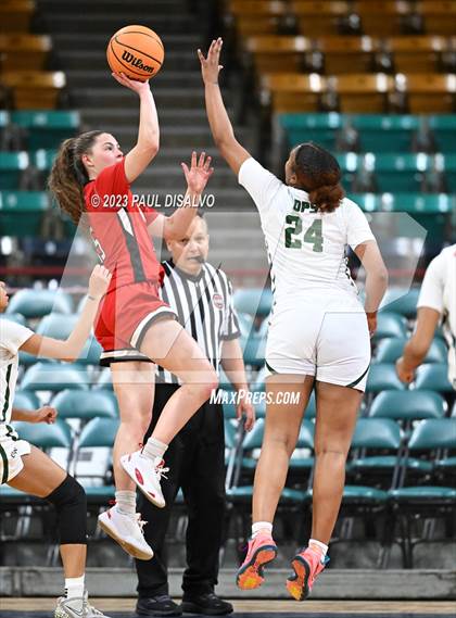 Thumbnail 2 in Glenwood Springs vs. George Washington (CHSAA 5A Great 8) photogallery.