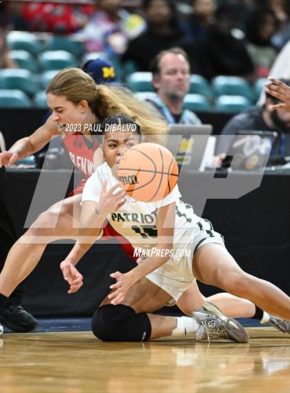 Thumbnail 2 in Glenwood Springs vs. George Washington (CHSAA 5A Great 8) photogallery.