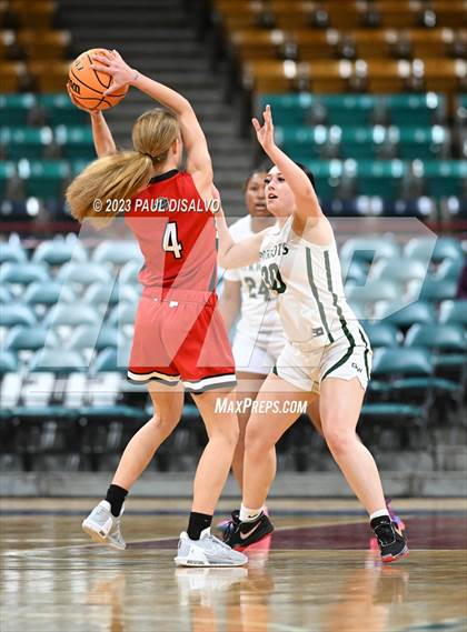 Thumbnail 2 in Glenwood Springs vs. George Washington (CHSAA 5A Great 8) photogallery.
