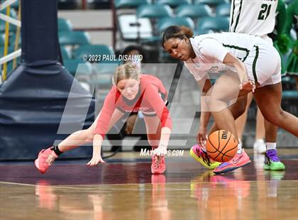 Thumbnail 1 in Glenwood Springs vs. George Washington (CHSAA 5A Great 8) photogallery.