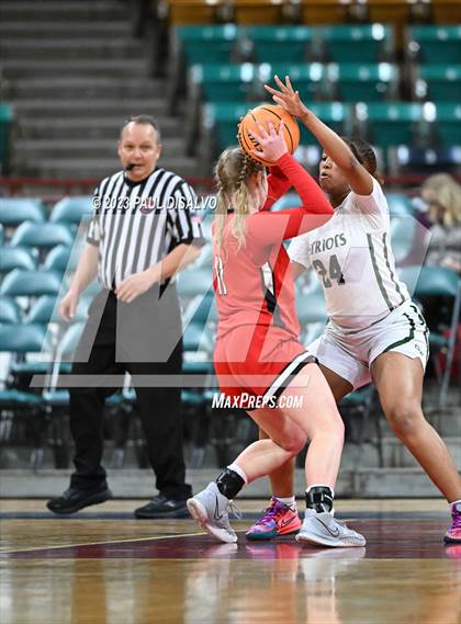 Thumbnail 2 in Glenwood Springs vs. George Washington (CHSAA 5A Great 8) photogallery.