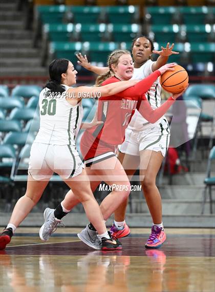 Thumbnail 3 in Glenwood Springs vs. George Washington (CHSAA 5A Great 8) photogallery.