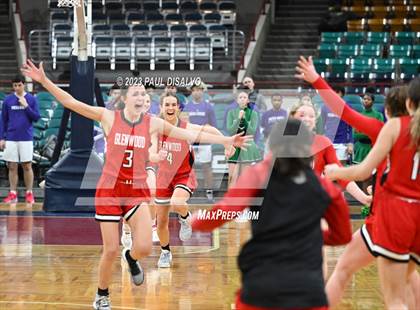 Thumbnail 2 in Glenwood Springs vs. George Washington (CHSAA 5A Great 8) photogallery.