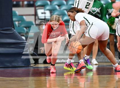 Thumbnail 1 in Glenwood Springs vs. George Washington (CHSAA 5A Great 8) photogallery.