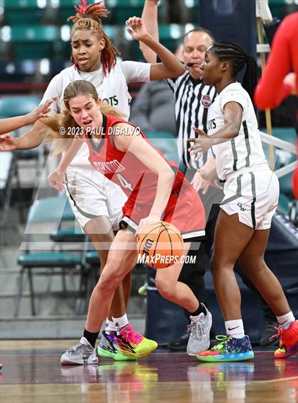 Thumbnail 3 in Glenwood Springs vs. George Washington (CHSAA 5A Great 8) photogallery.