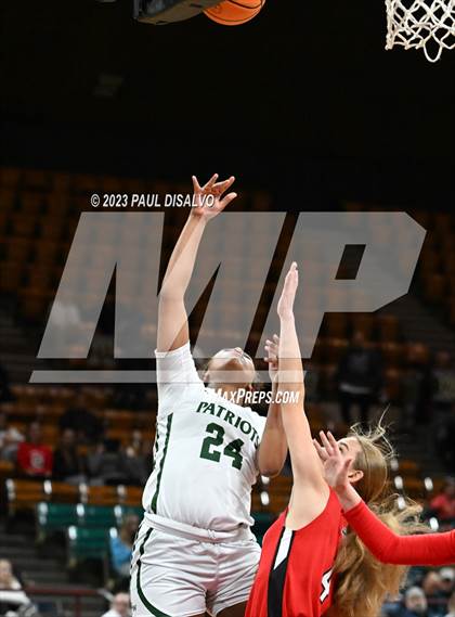Thumbnail 2 in Glenwood Springs vs. George Washington (CHSAA 5A Great 8) photogallery.