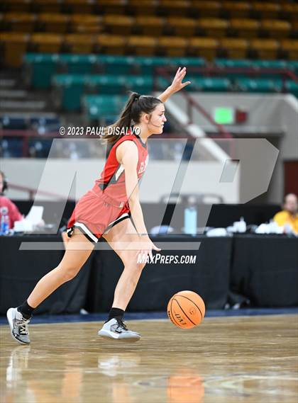 Thumbnail 2 in Glenwood Springs vs. George Washington (CHSAA 5A Great 8) photogallery.