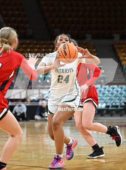 Thumbnail 3 in Glenwood Springs vs. George Washington (CHSAA 5A Great 8) photogallery.