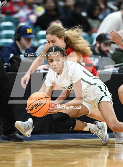 Thumbnail 1 in Glenwood Springs vs. George Washington (CHSAA 5A Great 8) photogallery.