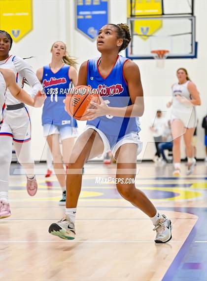 Thumbnail 1 in Indiana All-Stars (Junior vs Senior) photogallery.