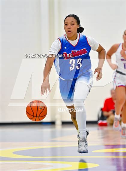 Thumbnail 3 in Indiana All-Stars (Junior vs Senior) photogallery.