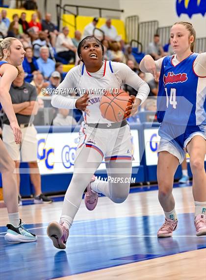 Thumbnail 3 in Indiana All-Stars (Junior vs Senior) photogallery.