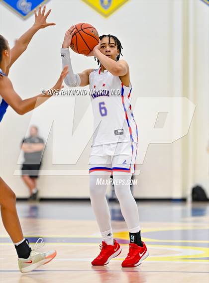 Thumbnail 3 in Indiana All-Stars (Junior vs Senior) photogallery.
