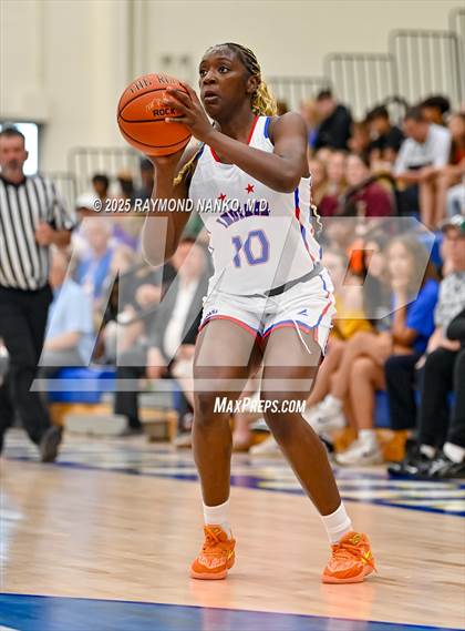 Thumbnail 3 in Indiana All-Stars (Junior vs Senior) photogallery.