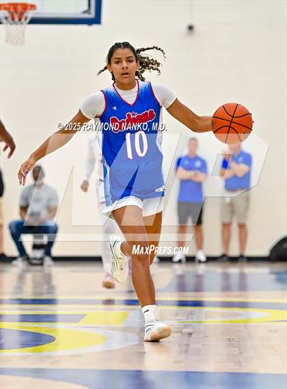Thumbnail 3 in Indiana All-Stars (Junior vs Senior) photogallery.