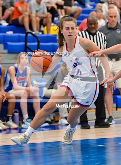 Thumbnail 2 in Indiana All-Stars (Junior vs Senior) photogallery.