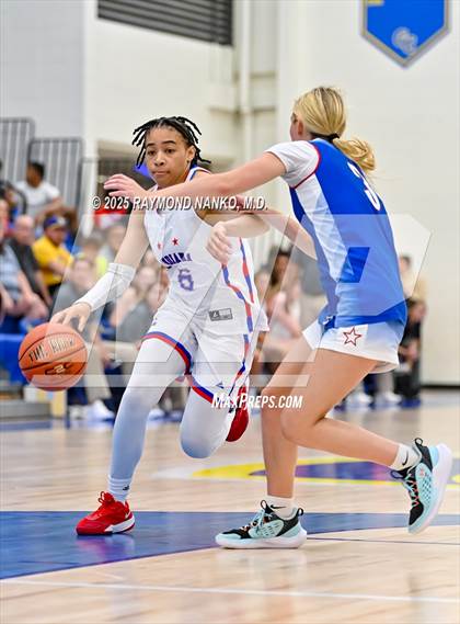 Thumbnail 1 in Indiana All-Stars (Junior vs Senior) photogallery.