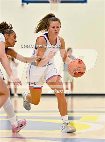 Thumbnail 2 in Indiana All-Stars (Junior vs Senior) photogallery.
