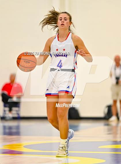 Thumbnail 2 in Indiana All-Stars (Junior vs Senior) photogallery.