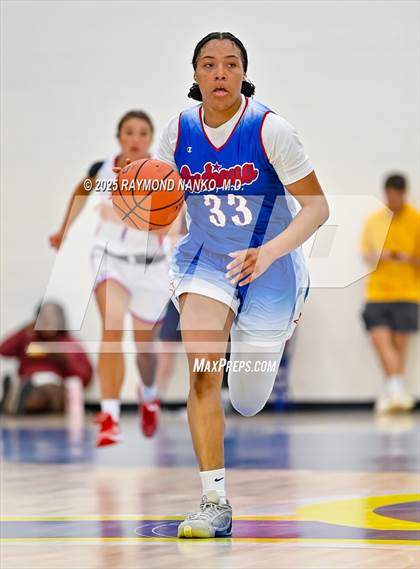 Thumbnail 3 in Indiana All-Stars (Junior vs Senior) photogallery.