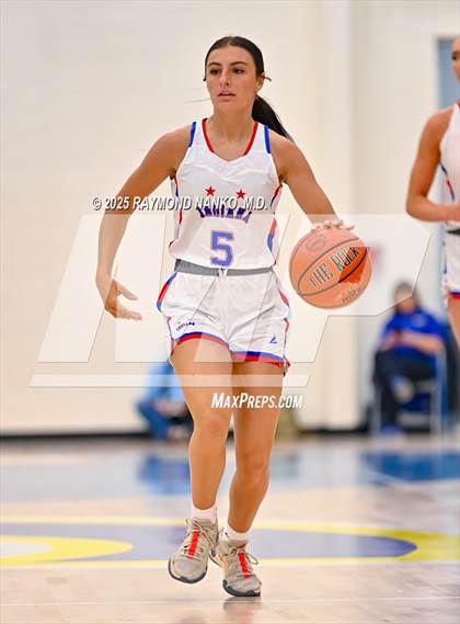 Thumbnail 1 in Indiana All-Stars (Junior vs Senior) photogallery.