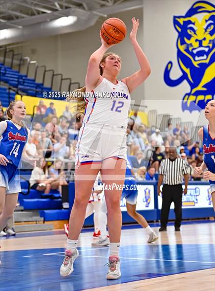 Thumbnail 3 in Indiana All-Stars (Junior vs Senior) photogallery.