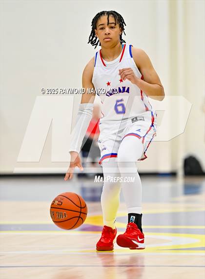 Thumbnail 3 in Indiana All-Stars (Junior vs Senior) photogallery.