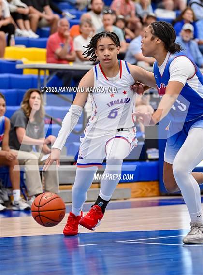 Thumbnail 2 in Indiana All-Stars (Junior vs Senior) photogallery.