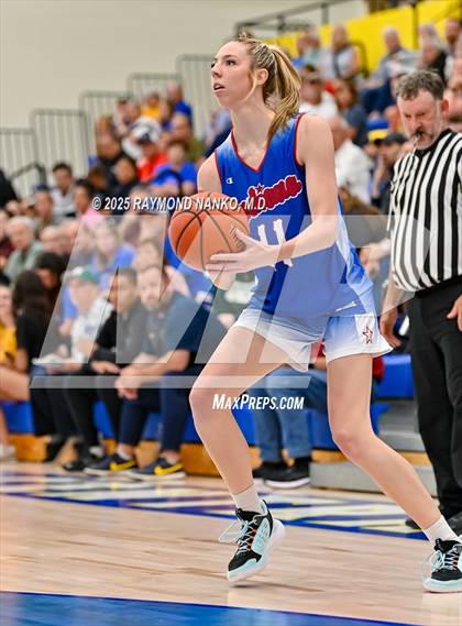 Thumbnail 1 in Indiana All-Stars (Junior vs Senior) photogallery.