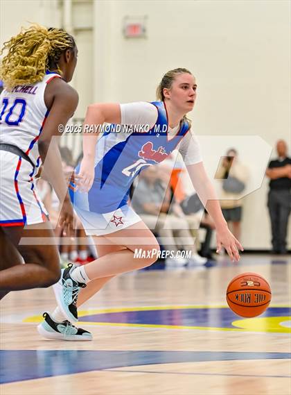 Thumbnail 2 in Indiana All-Stars (Junior vs Senior) photogallery.
