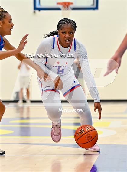 Thumbnail 3 in Indiana All-Stars (Junior vs Senior) photogallery.