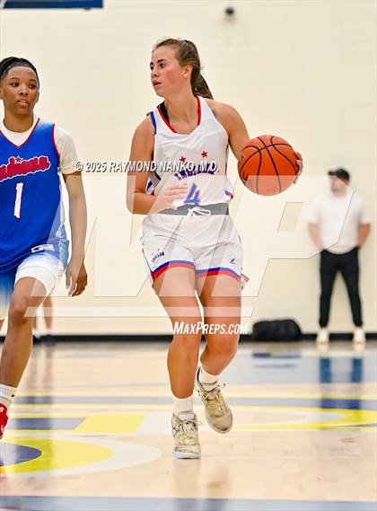 Thumbnail 3 in Indiana All-Stars (Junior vs Senior) photogallery.