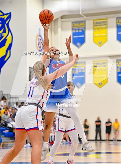 Thumbnail 2 in Indiana All-Stars (Junior vs Senior) photogallery.
