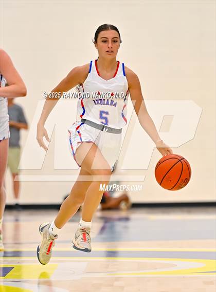 Thumbnail 3 in Indiana All-Stars (Junior vs Senior) photogallery.