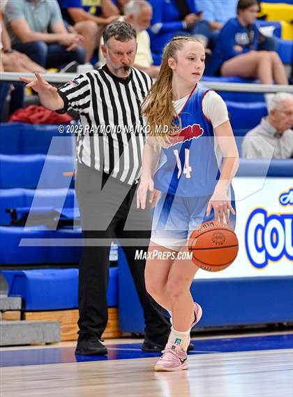 Thumbnail 1 in Indiana All-Stars (Junior vs Senior) photogallery.