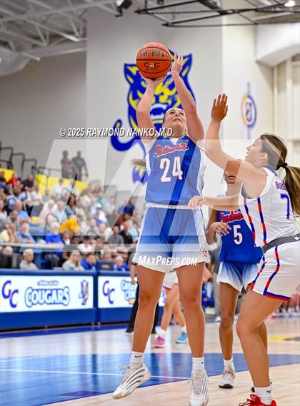 Thumbnail 3 in Indiana All-Stars (Junior vs Senior) photogallery.