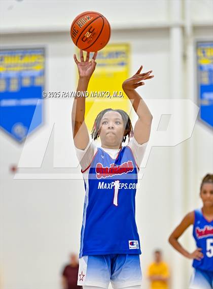 Thumbnail 2 in Indiana All-Stars (Junior vs Senior) photogallery.